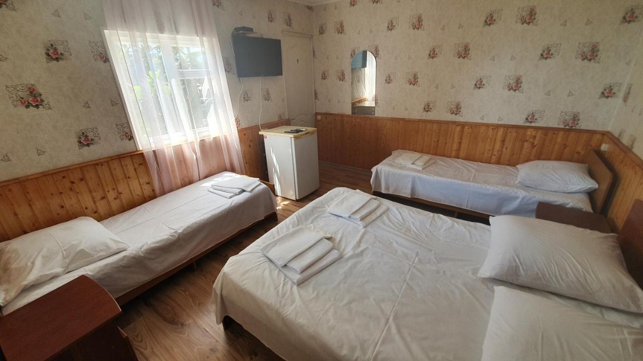 Ривер Гагра Hotel Ngoại thất bức ảnh