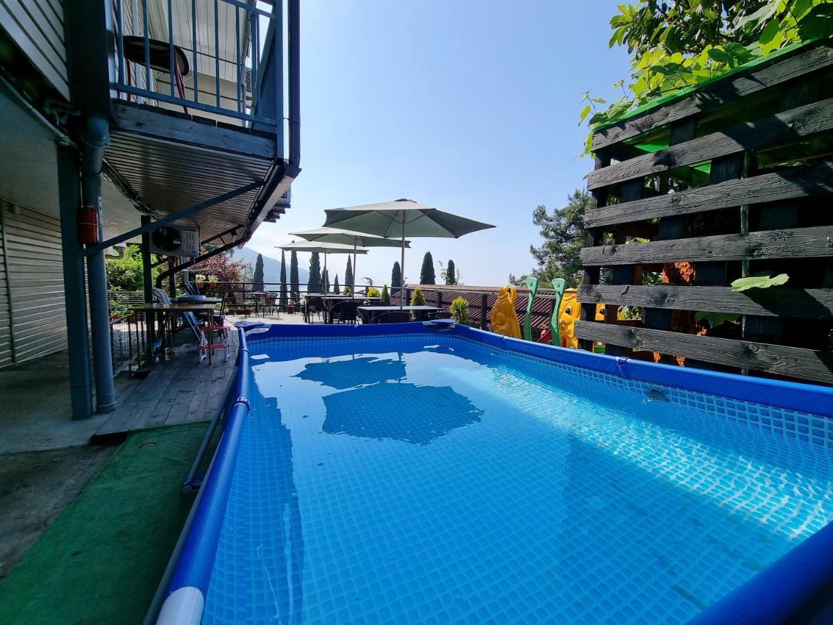 Ривер Гагра Hotel Ngoại thất bức ảnh