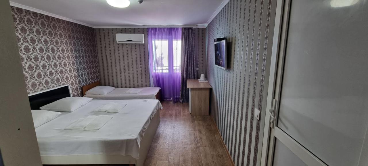 Ривер Гагра Hotel Ngoại thất bức ảnh